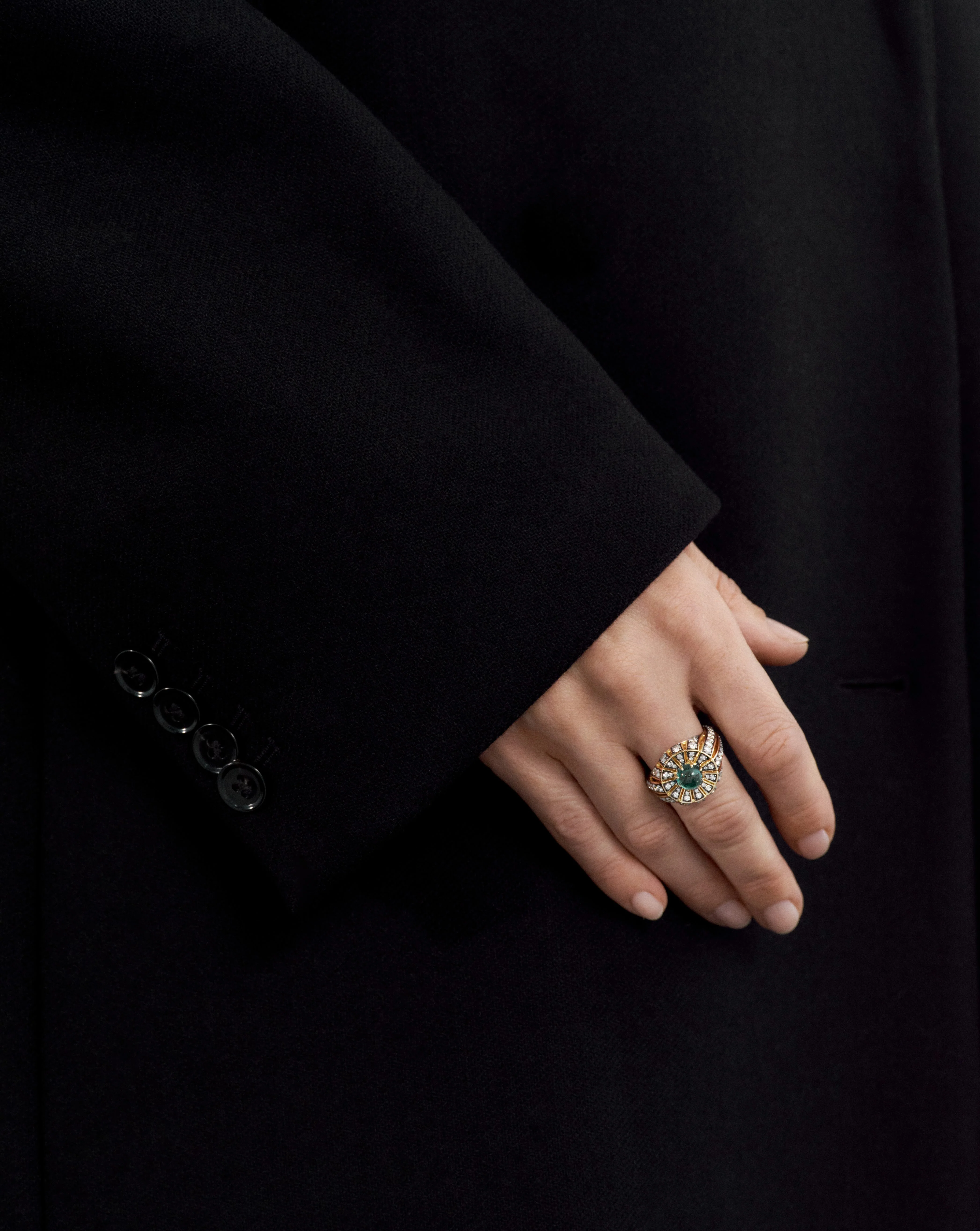Aurora Cocktail Ring Emerald - Image 3